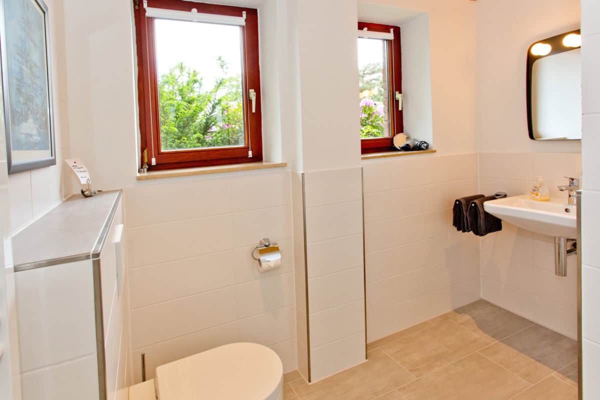 Bad 2 der Ferienwohnung Emmy auf dem Ferienhof Drewes in Ollsen in der Lüneburger Heide