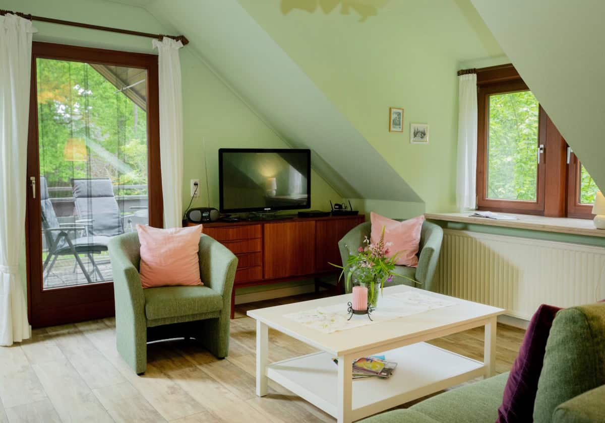 Blick zum Balkon in der Ferienwohnung Marie auf dem Ferienhof Drewes in Ollsen in der Lüneburger Heide