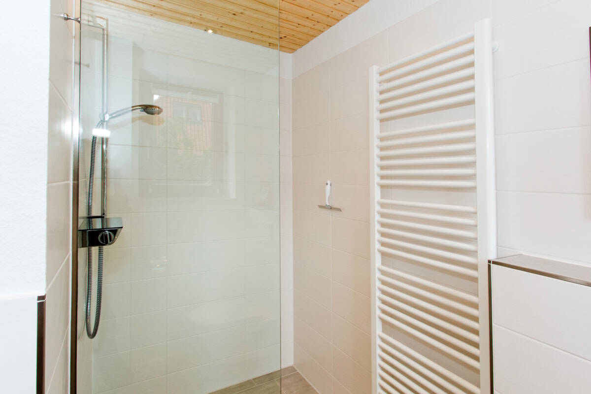 Dusche 2 der Ferienwohnung Emmy auf dem Ferienhof Drewes in Ollsen in der Lüneburger Heide