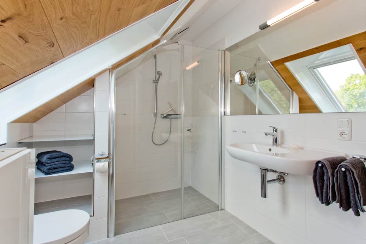 Duschbad in der Ferienwohnung Marie auf dem Ferienhof Drewes in Ollsen in der Lüneburger Heide