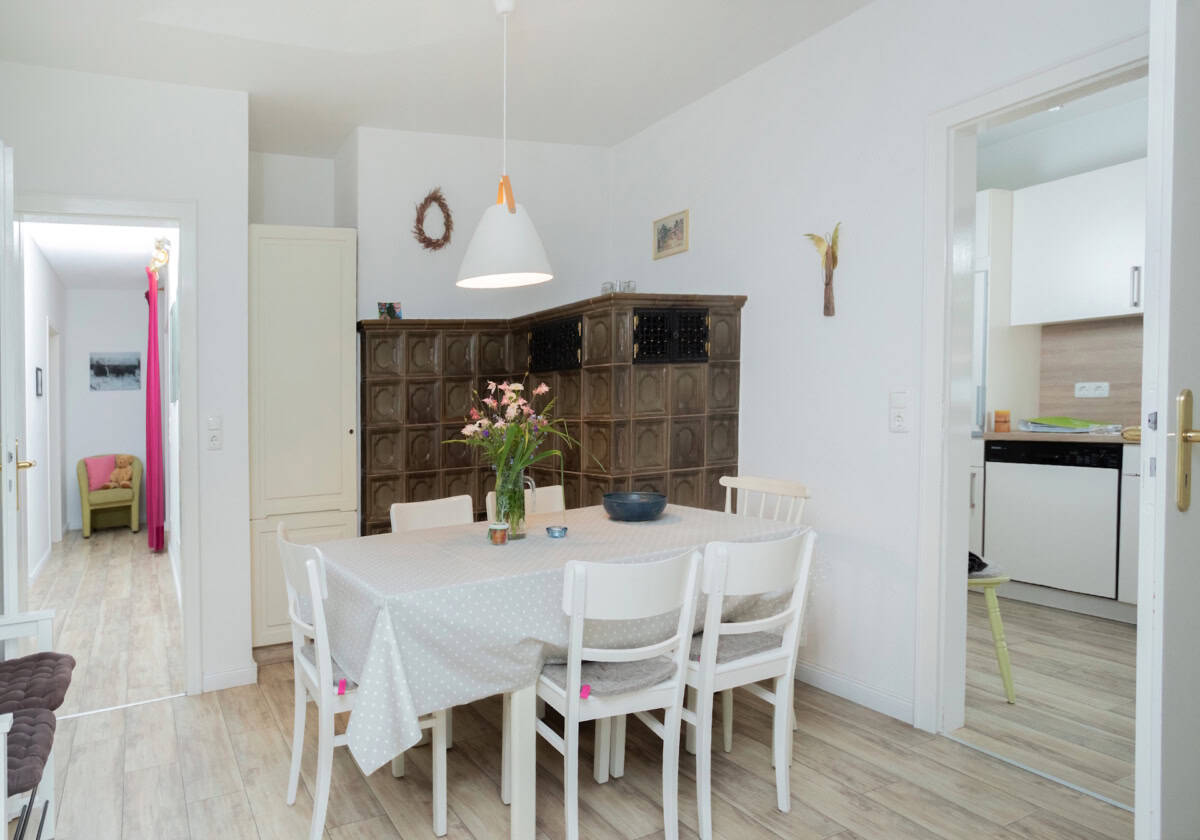 Essplatz in der Ferienwohnung Emmy auf dem Ferienhof Drewes in Ollsen in der Lüneburger Heide