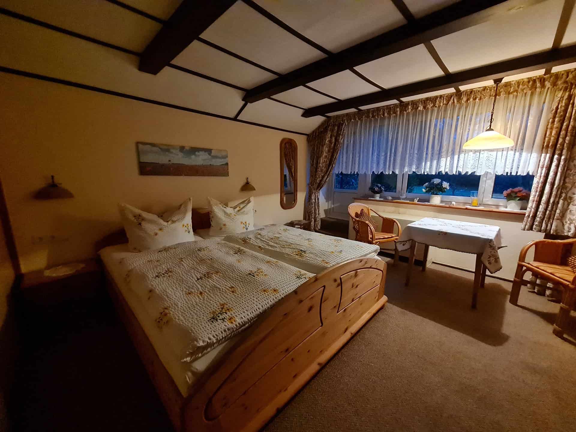 Innenansicht - Wohn-/Schlafzimmer - des Ferienhauses "Dat ole Backhus" (30qm) für 2 Personen in Hanstedt-Ollsen