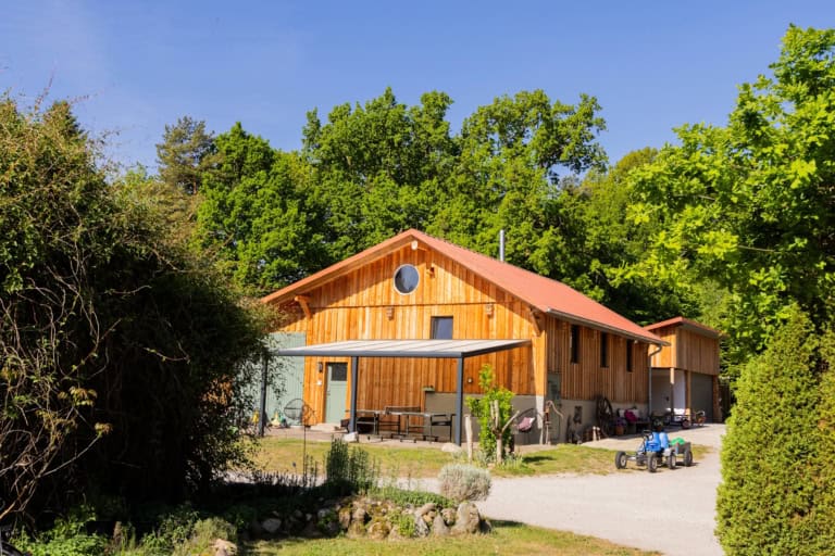 Gäste können die Kräuter im Kräuterbeet nutzen auf dem Ferienhof Drewes in Ollsen/Lüneburger Heide