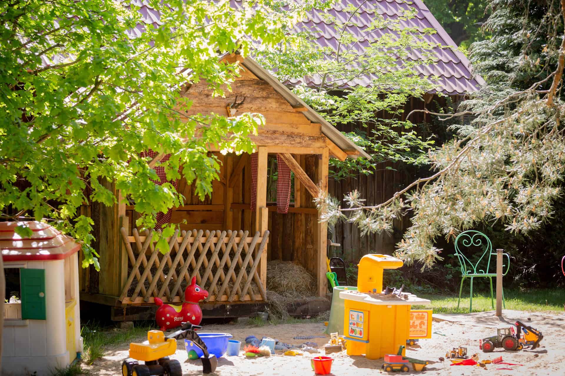 Sandspielplatz für Kinder auf Ferienhof Drewes in Ollsen/Lüneburger Heide