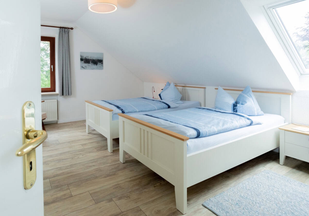 Schlafzimmer 2 der Ferienwohnung Marie auf dem Ferienhof Drewes in Ollsen in der Lüneburger Heide