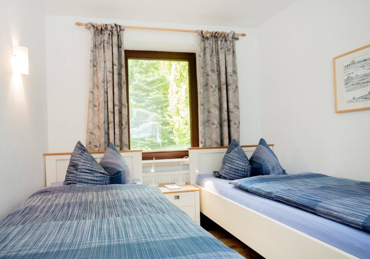 Schlafzimmer 3 (Zusatzzimmer) der Ferienwohnung Emmy auf dem Ferienhof Drewes in Ollsen in der Lüneburger Heide
