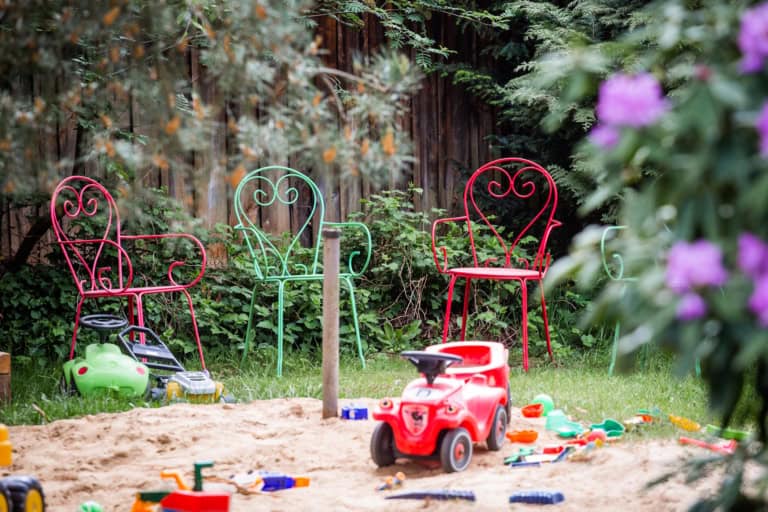 Spielzheit für kleine und große Kinder auf dem Ferienhof Drewes in Ollsen/Lüneburger Heide