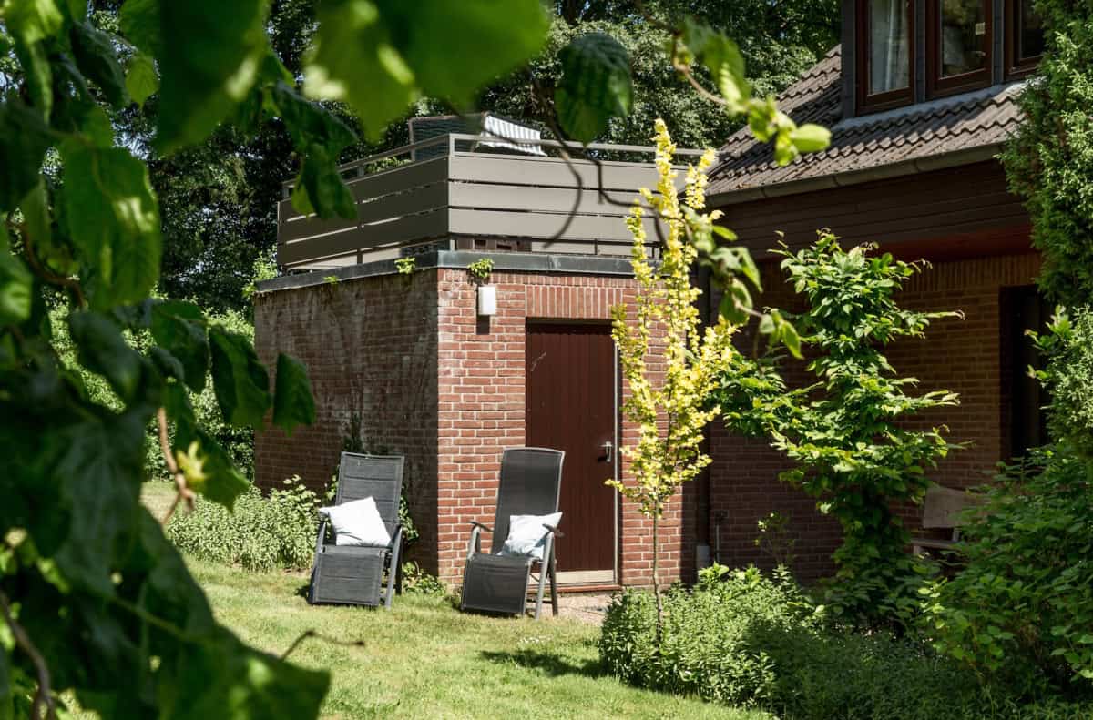 Westterrasse der Ferienwohnung Emmy auf dem Ferienhof Drewes in Ollsen in der Lüneburger Heide